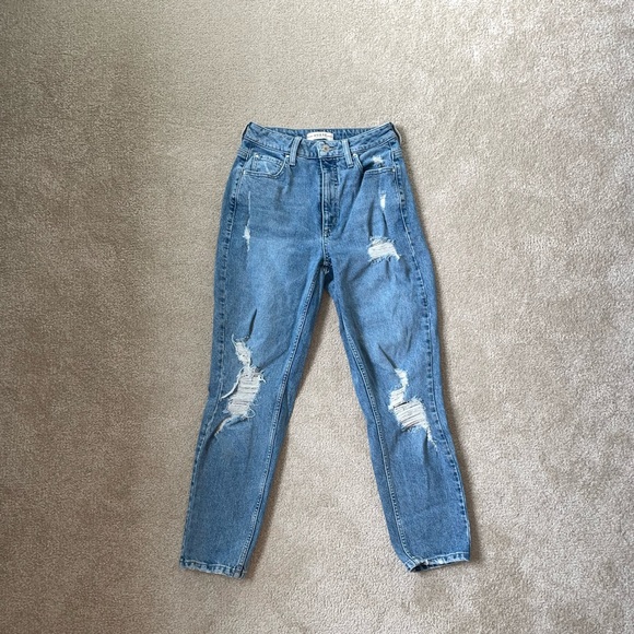 GUESS Distressed High-Rise Mom Jeans - Picture 1 of 3